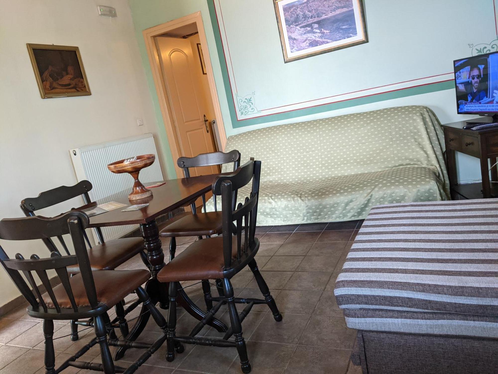 Gerofotis Traditional Guesthouse Est 1892 - Close To Aigio, Akoli, Selianitika Lakka  Bagian luar foto